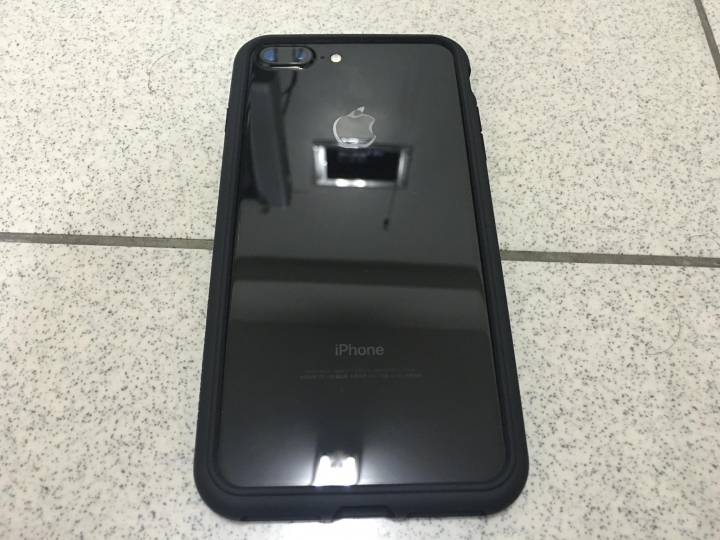 iPhone 7+曜石黑開箱~