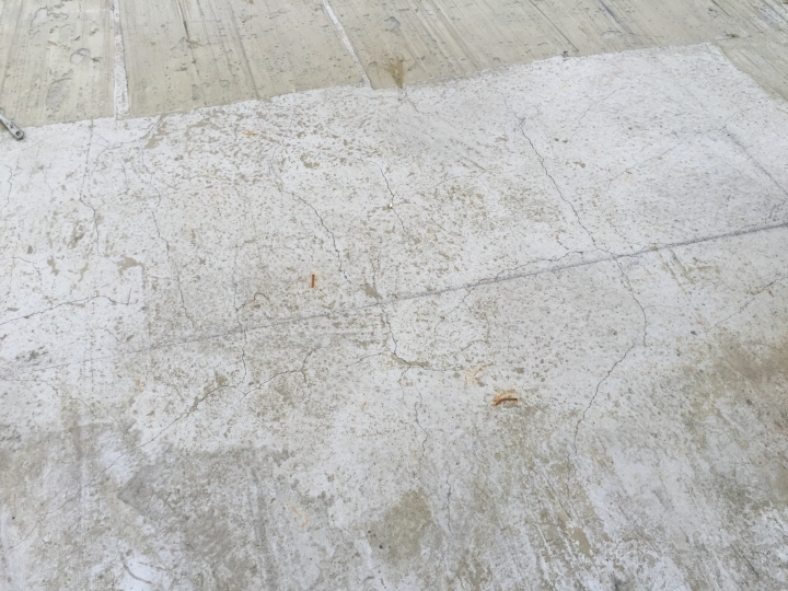 預售屋屋頂漏水,要怎麼跟建商應對?