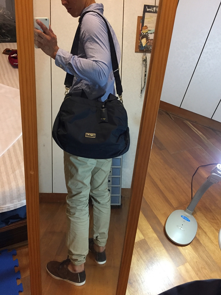 『開箱』agnes b Voyage 日本藍限定鎖頭包