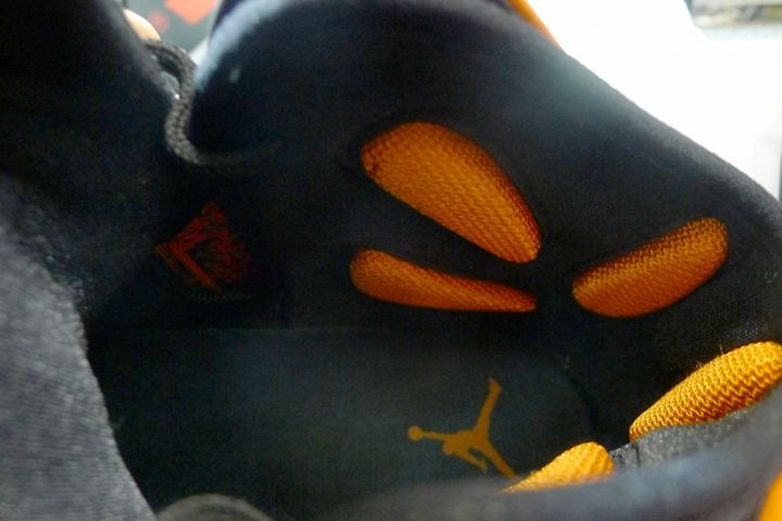 NIKE AIR JORDAN XXXI 經典的橘色