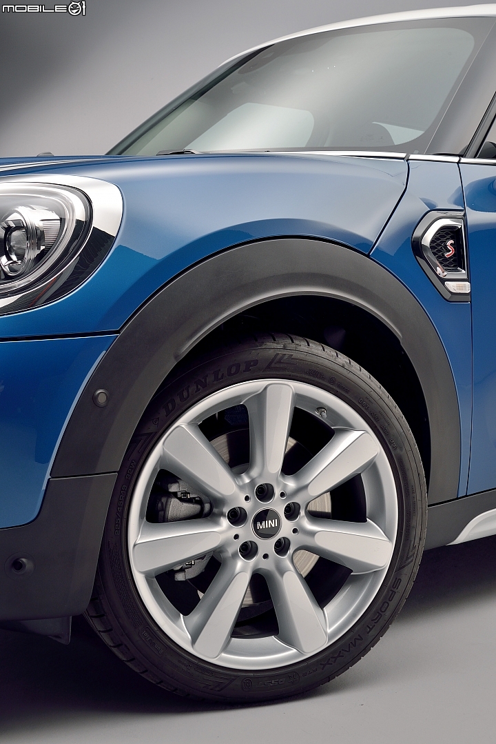 〔海外情報〕新貌鄉下人 Mini Countryman 大改款登場