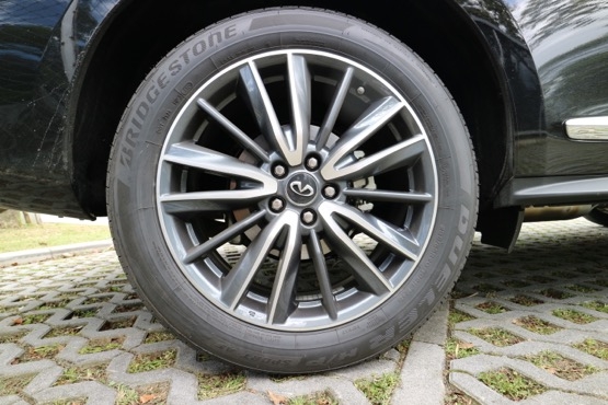 全能王者INFINITI QX60首開箱~~