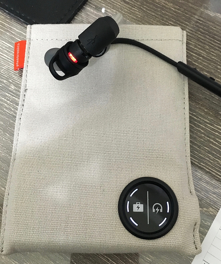 「開箱」Plantronics BackBeat GO3 精裝版藍牙耳機 單寧藍