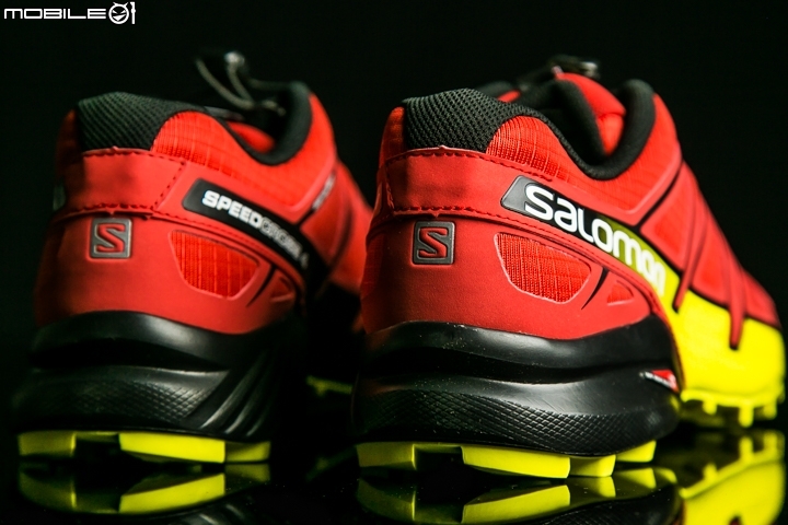 對抗鬆軟地形 SALOMON SPEEDCROSS 4
