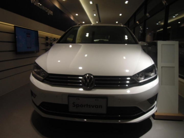 終於擠出時間的快速Sportsvan賞車記