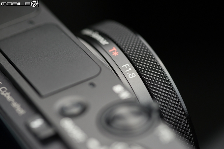 Sony Cyber-Shot RX100 V 超越當代 搭載315點相位對焦