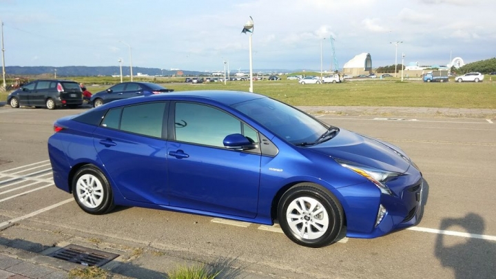 Prius 4 10000公里心得分享