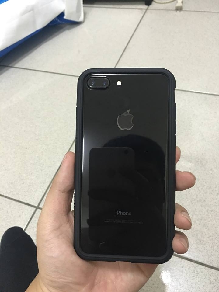 iPhone 7+曜石黑開箱~