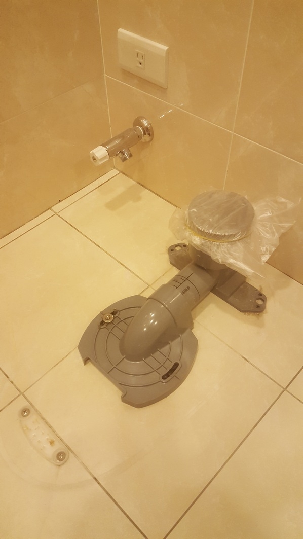 鎖在地板上的螺絲滑牙怎麼辦