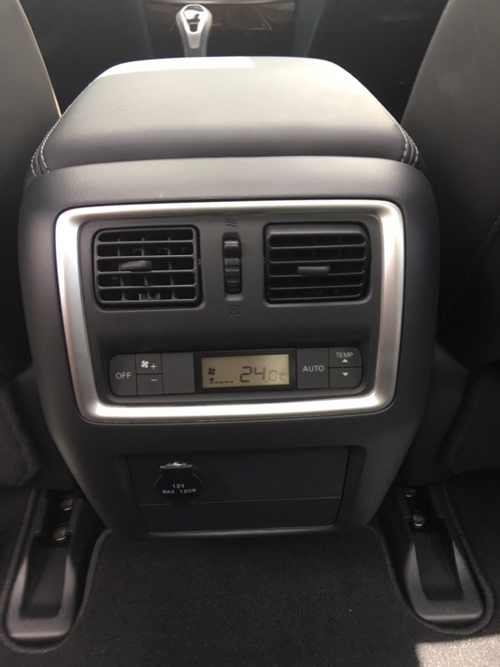 全能王者INFINITI QX60首開箱~~