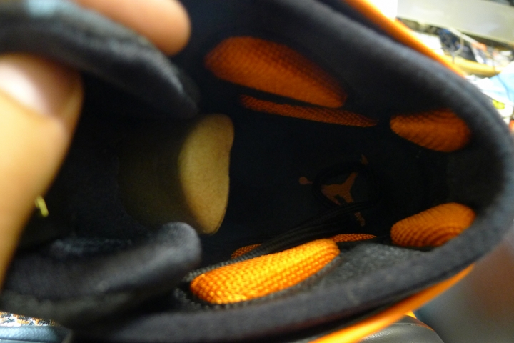NIKE AIR JORDAN XXXI 經典的橘色