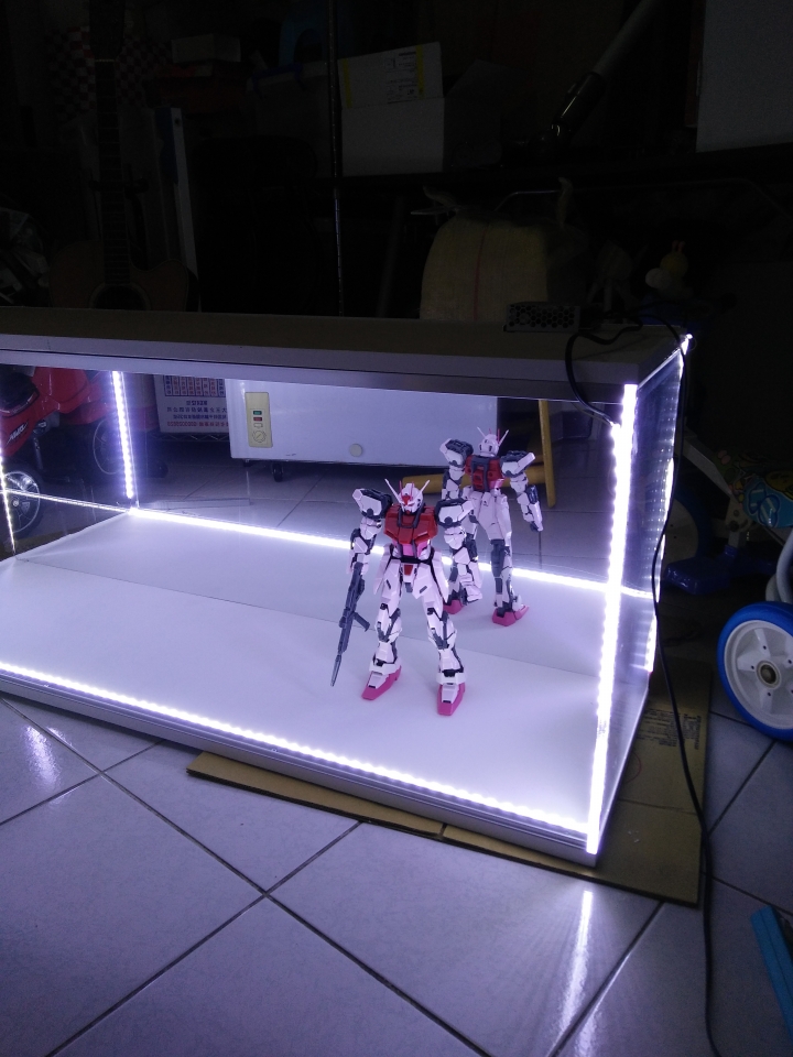 自製模型展示櫃(壓克力製作)