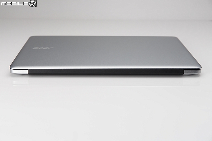 Acer Swift 3 穩健紮實的輕薄筆電