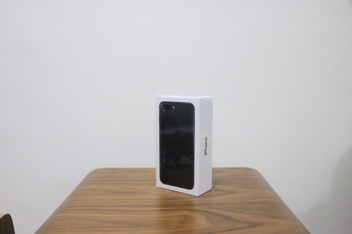 「黑漆七」iPhone 7 Plus X 犀牛盾 雙開箱