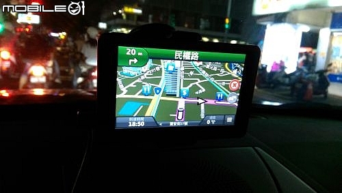 Garmin Nuvi 3590 一直亂報 (客服也一直沒消息)