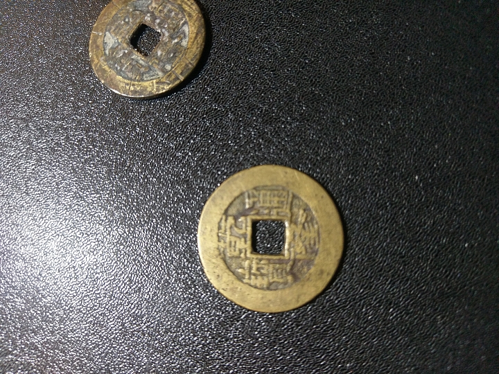 袁大頭賣30萬讓我想起小時候一起與老爸把玩的紙幣