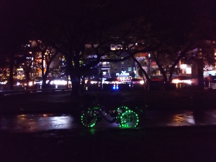 斜躺車兩天一夜 雨中墾丁流浪全紀錄