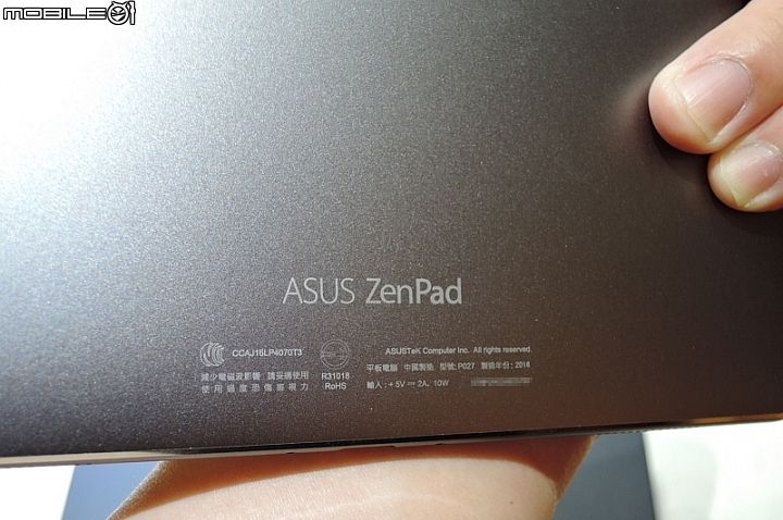 大畫面 ZenPad 3S 10 (Z500M)極致灰 簡單開箱