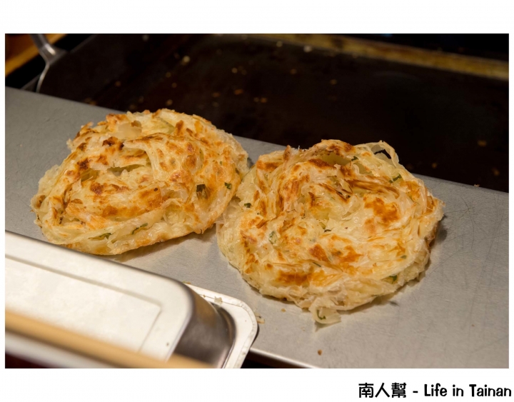 【台南市東區-夜市美食】20多種口味蔥抓餅│大東夜市限定~~好吃樂蔥抓餅