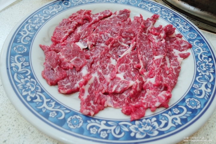 【台南仁德│火鍋】阿裕牛肉鍋│鮮嫩嚼勁多種口感新鮮牛肉,不同部位一次滿足│台南人氣老饕名店,在地人觀光客都愛