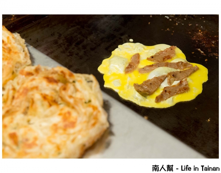 【台南市東區-夜市美食】20多種口味蔥抓餅│大東夜市限定~~好吃樂蔥抓餅