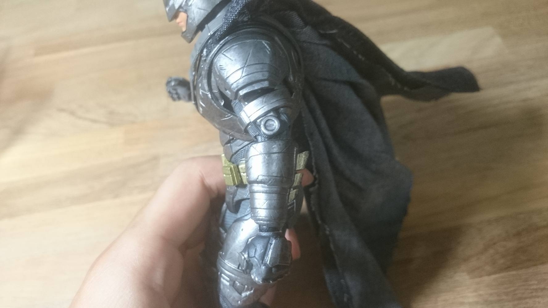(簡單開箱) 日版 MAFEX 蝙蝠俠裝甲版 No.023 不專業分享
