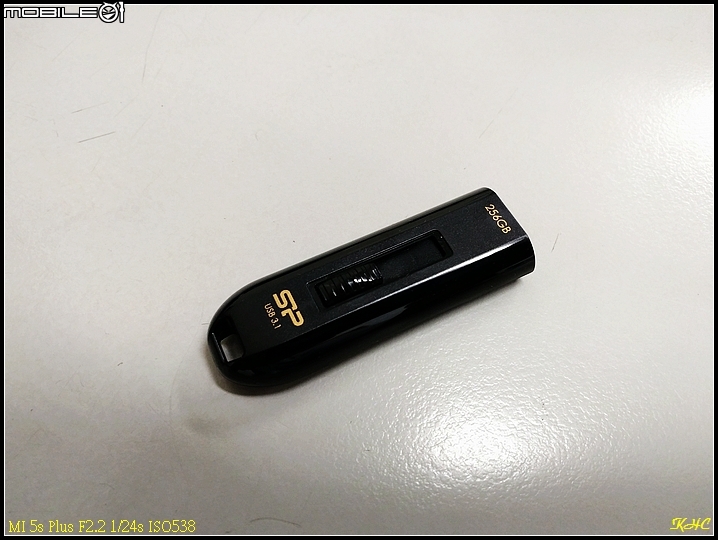 廣穎 SP USB3.1 BLAZE B21 256GB 隨身碟 - 簡易開箱