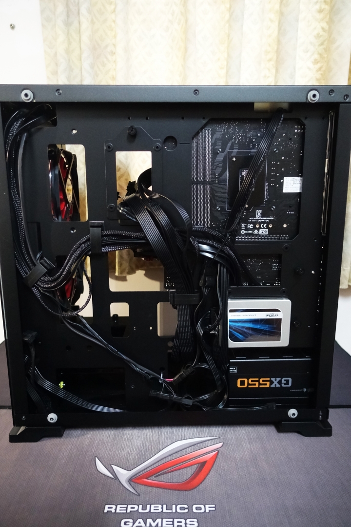 【自組】I7-6700+RX 480 8G+INWIN 805+BF1遊玩測試
