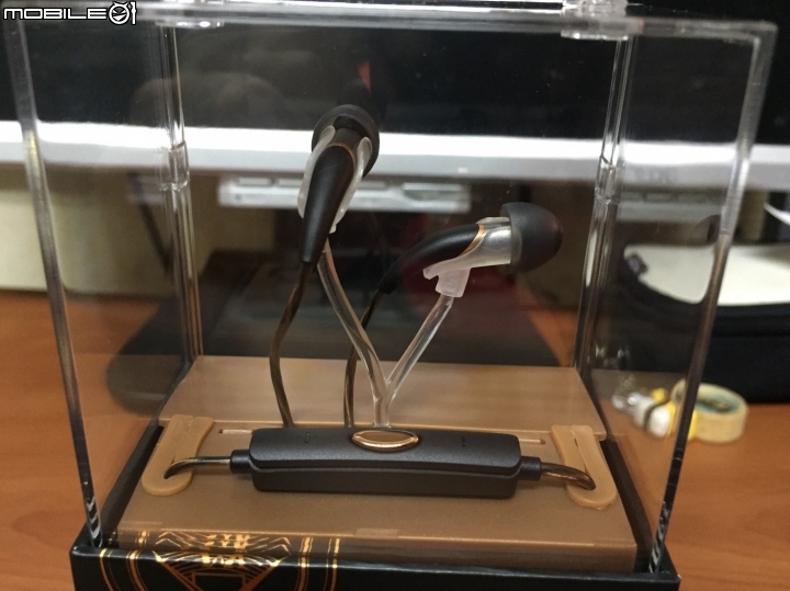 應該是01首開吧? Klipsch Reference X12i