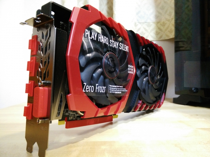 【自組】I7-6700+RX 480 8G+INWIN 805+BF1遊玩測試