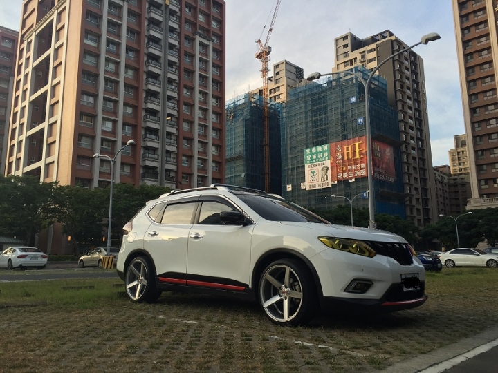 X-TRAIL 一年來的成長紀錄....