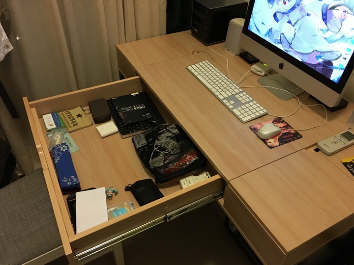 打鐵仔工作好朋友書桌簡單分享