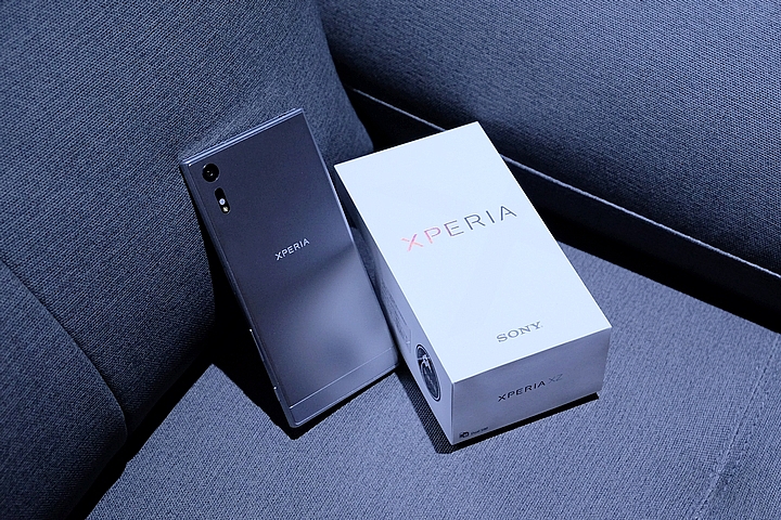 精煉鉑爵銀_SONY XZ