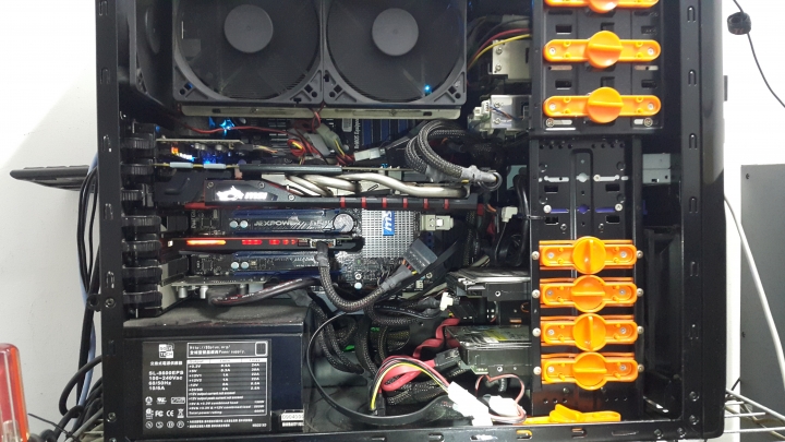 M8PeY 512G PCI-E SSD舊瓶裝新酒X58 FOR Win7