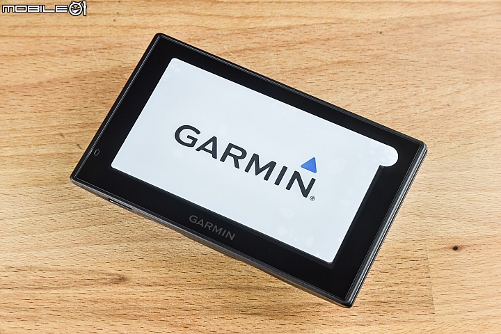 車子在走 自我保護要有 Garmin DriveAssist 50 測試分享