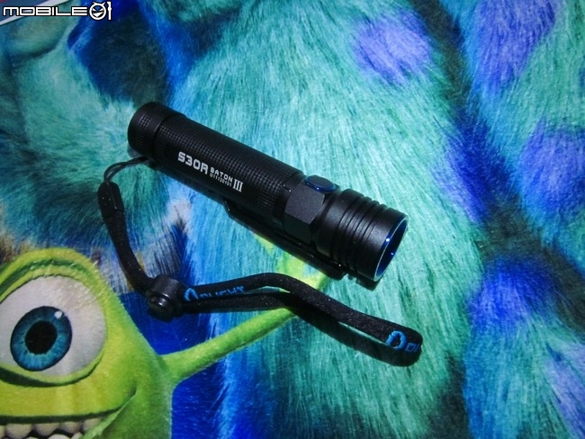 OLIGHT S10R III (16340) & S30R III (18650) 好用方便隨充EDC