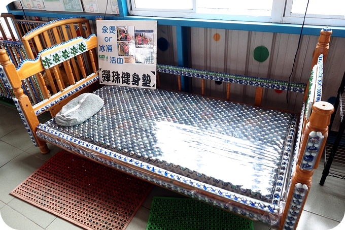 【苗栗遛小孩景點】汽水喝到飽,彈珠撿到飽,還有 「趣味 」的彈珠汽水DIY。大補內彈珠汽水觀光工廠!!!