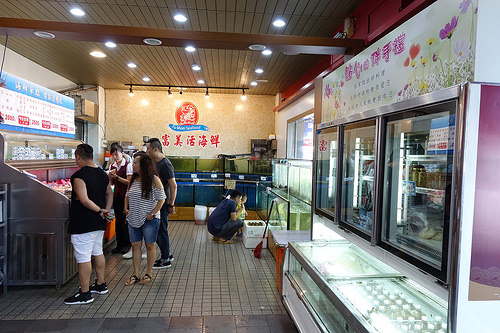 【食記】宜蘭蘇澳。富美活海鮮~平價新鮮的海鮮餐廳