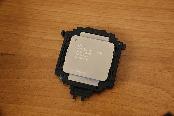 換換病發作,ASRock X99 Taichi + Intel Core i7-5930K