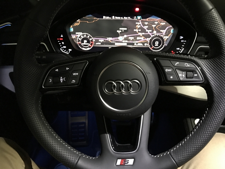 Audi A4 AVANT 45TFSI Quattro 新手開箱