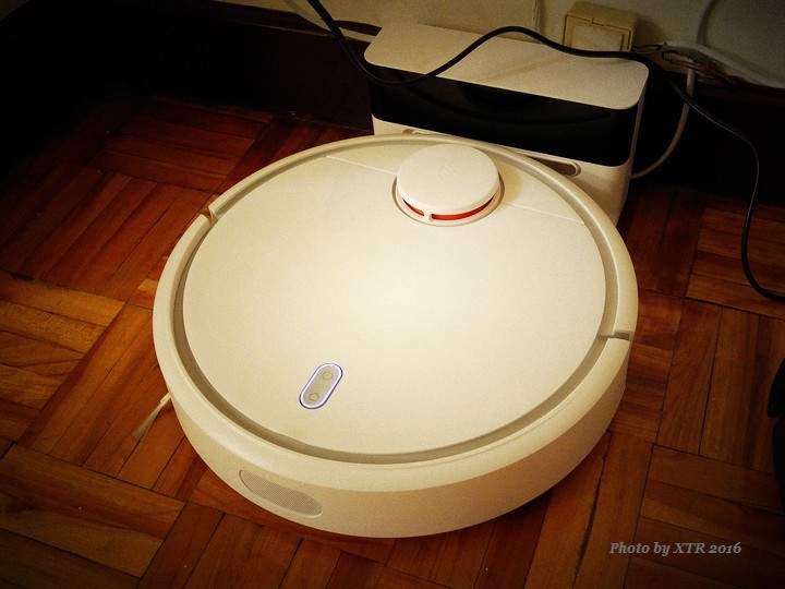 小米家掃地機器人 vs iRobot Roomba 880