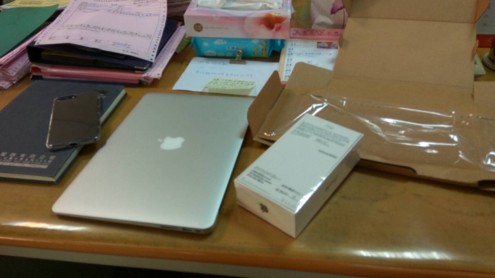 2016 MacBook Air 小遲到開箱...