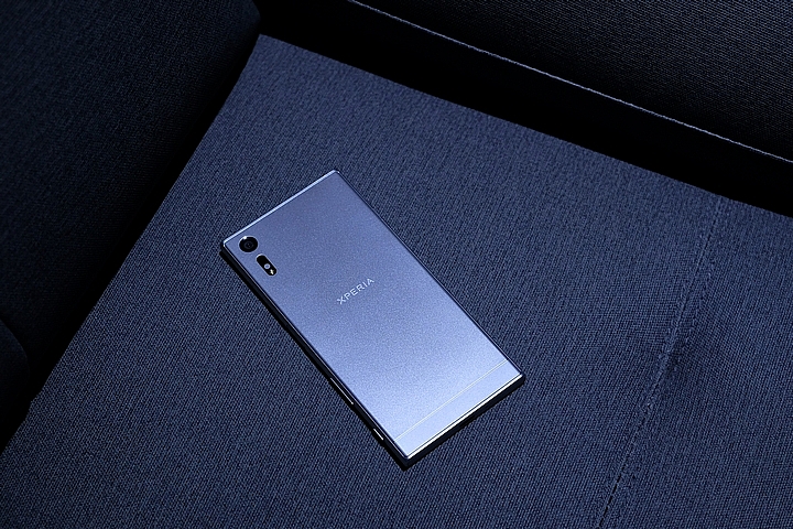 精煉鉑爵銀_SONY XZ