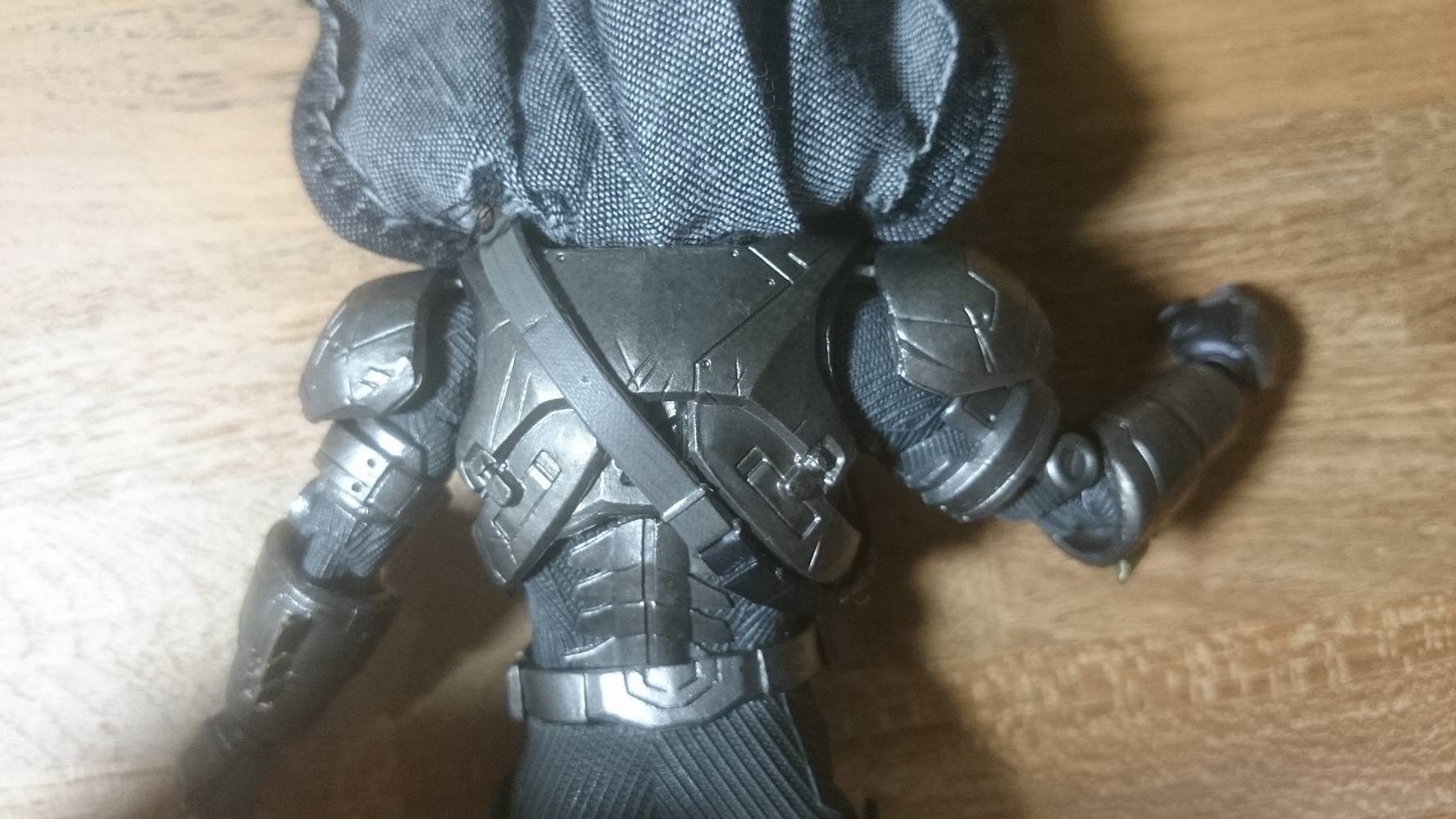 (簡單開箱) 日版 MAFEX 蝙蝠俠裝甲版 No.023 不專業分享