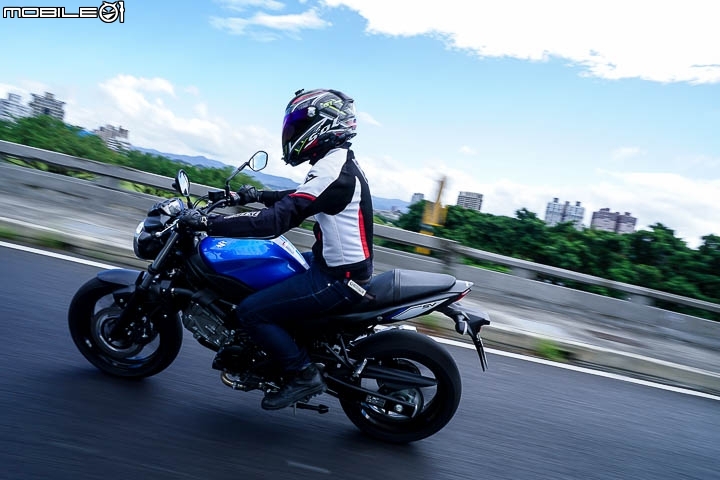 回歸騎車輕鬆樂趣 2016 SUZUKI SV650 ABS