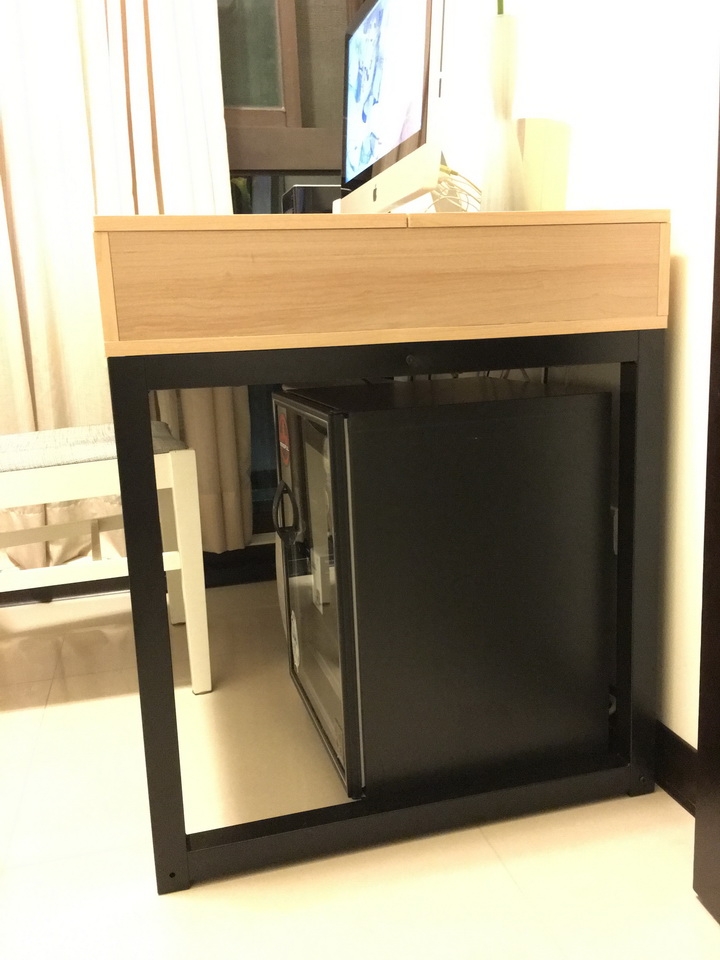 打鐵仔工作好朋友書桌簡單分享