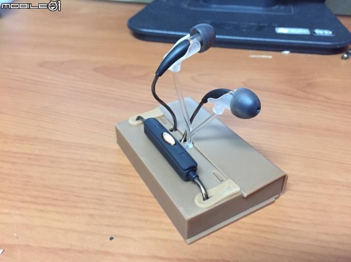 應該是01首開吧? Klipsch Reference X12i