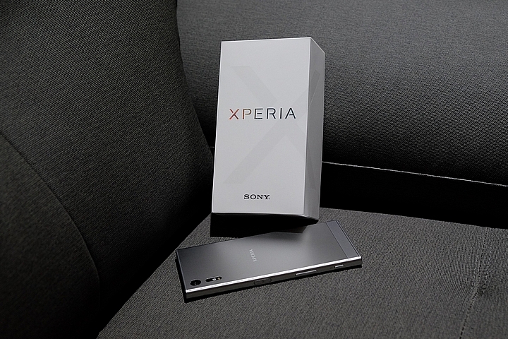 精煉鉑爵銀_SONY XZ
