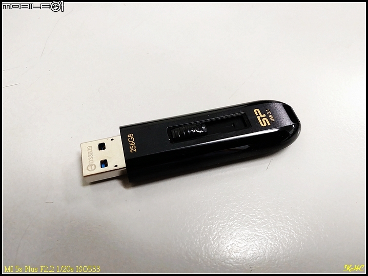 廣穎 SP USB3.1 BLAZE B21 256GB 隨身碟 - 簡易開箱
