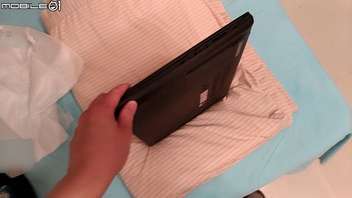 速開箱 ASUS 偽 STRIX的 FX502 遊戲機